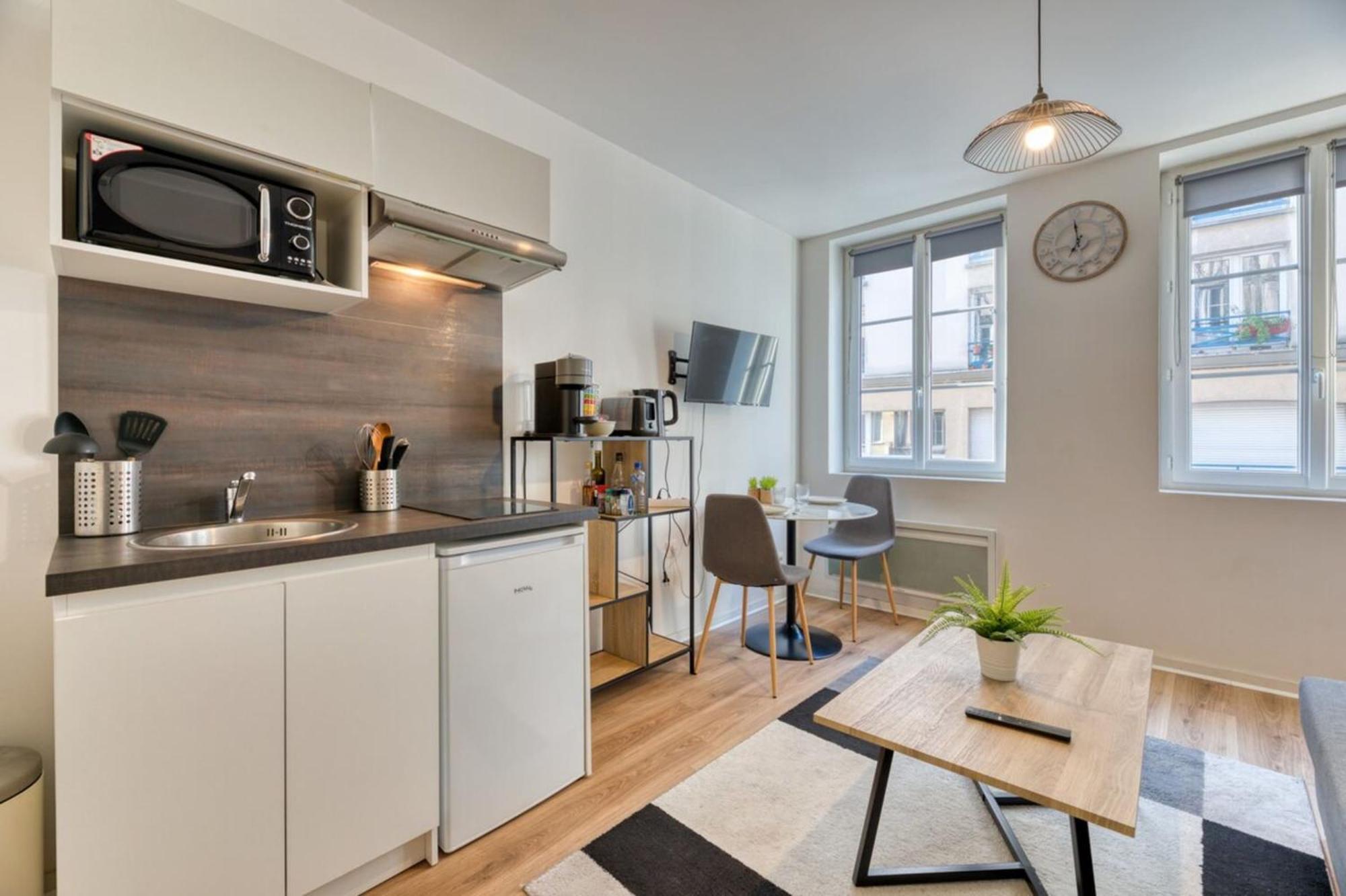 Le Thibaut Studio Renove Au Coeur De Руан Екстериор снимка